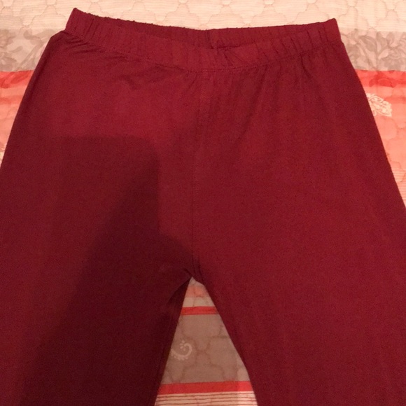 💙 NWT. LAST PAIR BURGUNDY LEGGINGS. FITS 2-12 - Picture 2 of 6